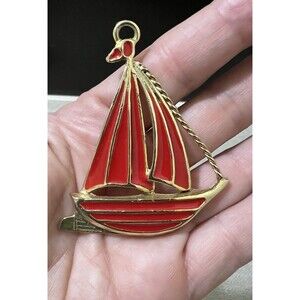 Rare Vintage Pendant Red Enemal Gold Tone Sail Boat Ship Yacht Nautical